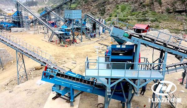 �ͻ�˹̹ˮ�վɰʯ���a��